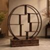 Kệ Vách Nguyệt Tròn Gỗ Muồng Xanh HH-K13 – Điểm Nhấn Nghệ Thuật Cho Không Gian Sang Trọng Kệ Vách Nguyệt Tròn Gỗ Muồng Xanh HH-K13 – Điểm Nhấn Nghệ Thuật Cho Không Gian Sang Trọng