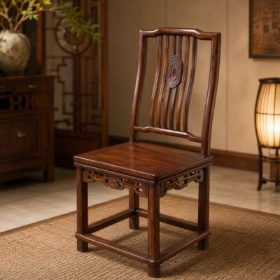 Ghế Ăn Chạm Truyện Gỗ Muồng Xanh – Nét Đẹp Cổ Điển Cho Không Gian Sống Trang Nhã
