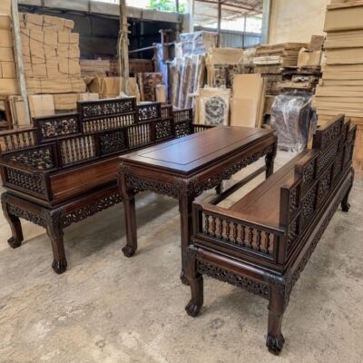 Bộ Trường Kỷ Song Tiện Gỗ Muồng Xanh HH-C11 – Khí Chất Á Đông Trong Không Gian Sống Đẳng Cấp Bộ Trường Kỷ Song Tiện Gỗ Muồng Xanh HH-C11 – Khí Chất Á Đông Trong Không Gian Sống Đẳng Cấp